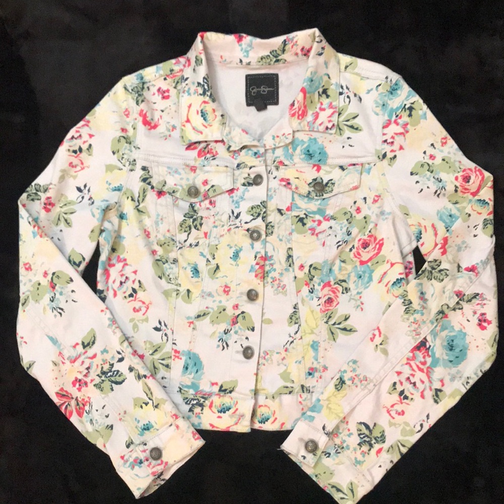 🌼🌸 Floral Jessica Simpson denim Jacket 🌸🌼